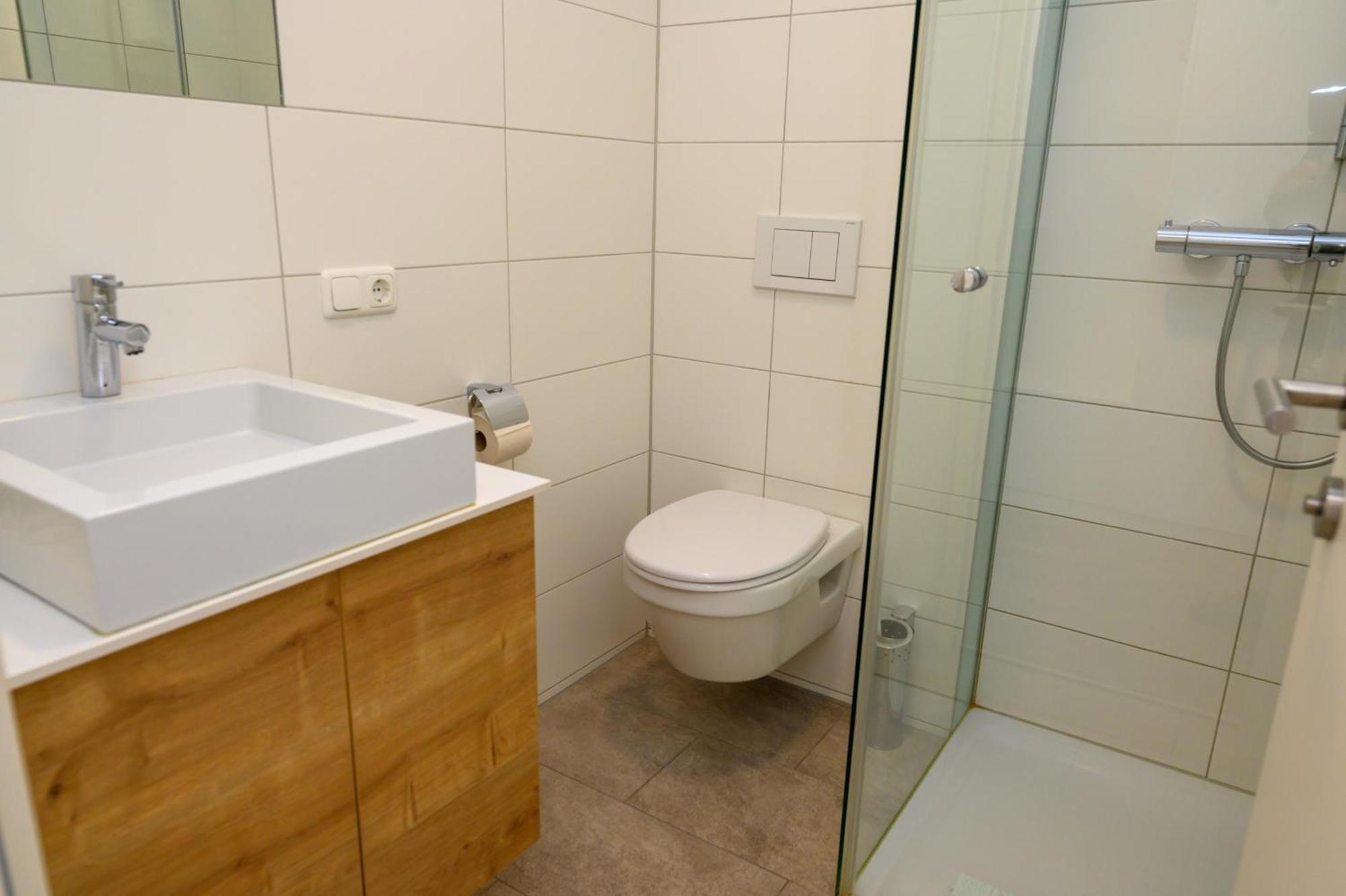 Appartement-Hotel Gh Zum Goldenen Schiff Enns Exterior photo