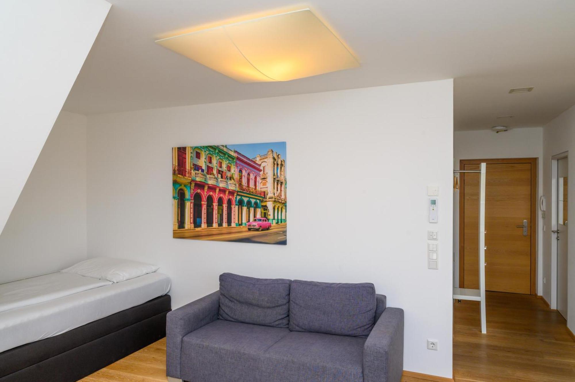 Appartement-Hotel Gh Zum Goldenen Schiff Enns Exterior photo