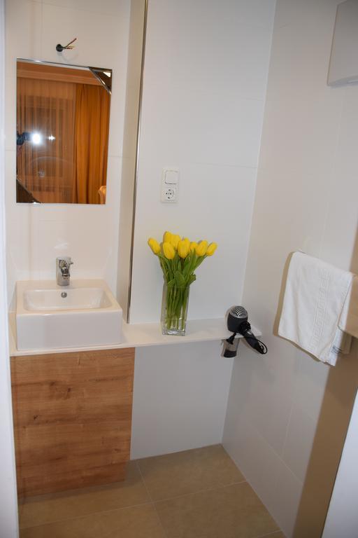 Appartement-Hotel Gh Zum Goldenen Schiff Enns Room photo