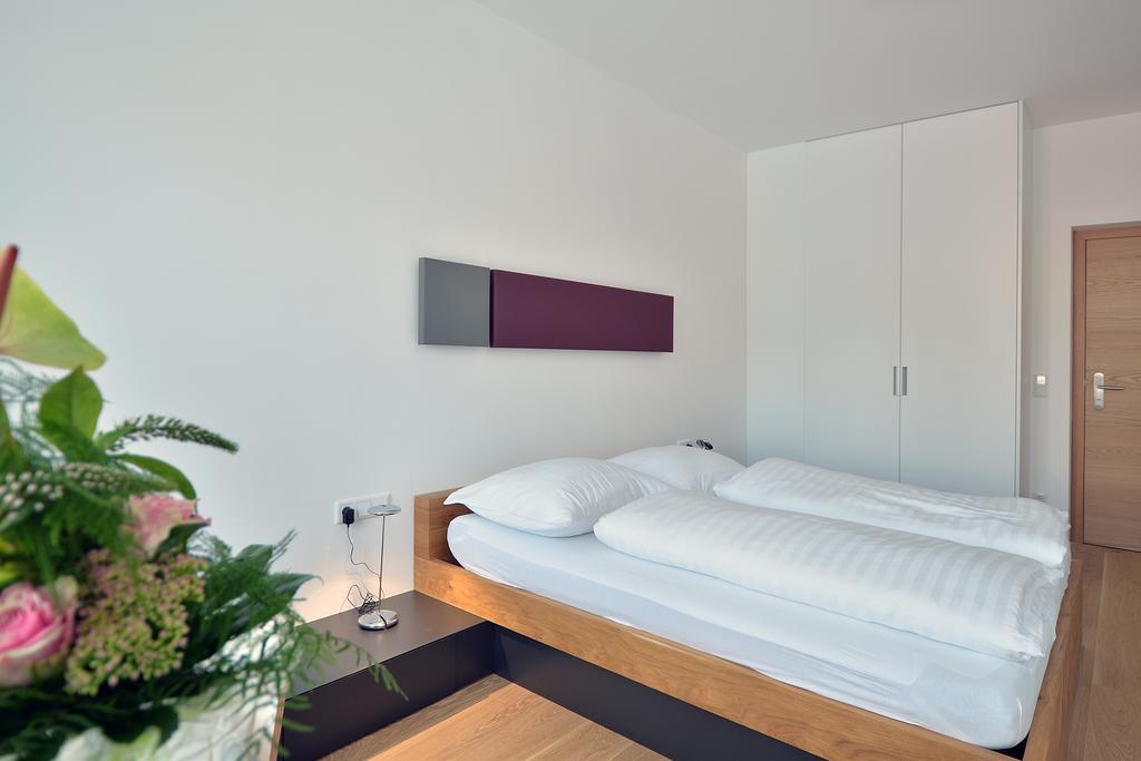 Appartement-Hotel Gh Zum Goldenen Schiff Enns Exterior photo